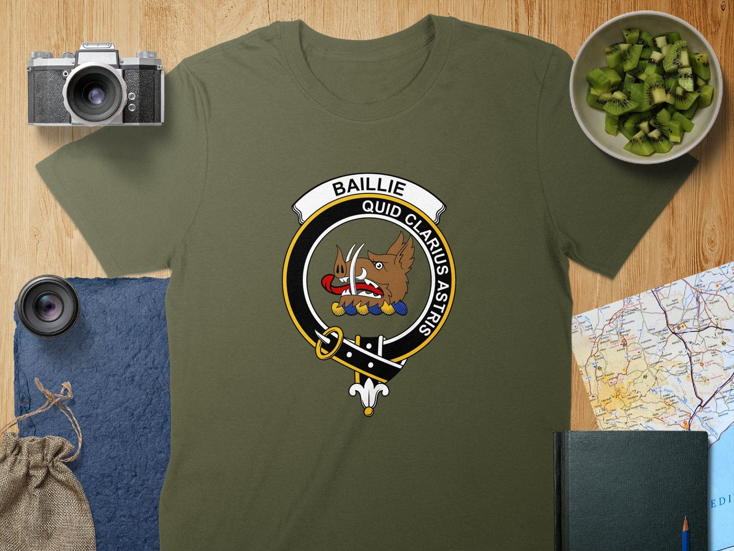 Physical Item S / Military Green Baillie Clan Crest Scottish Unisex T-Shirt