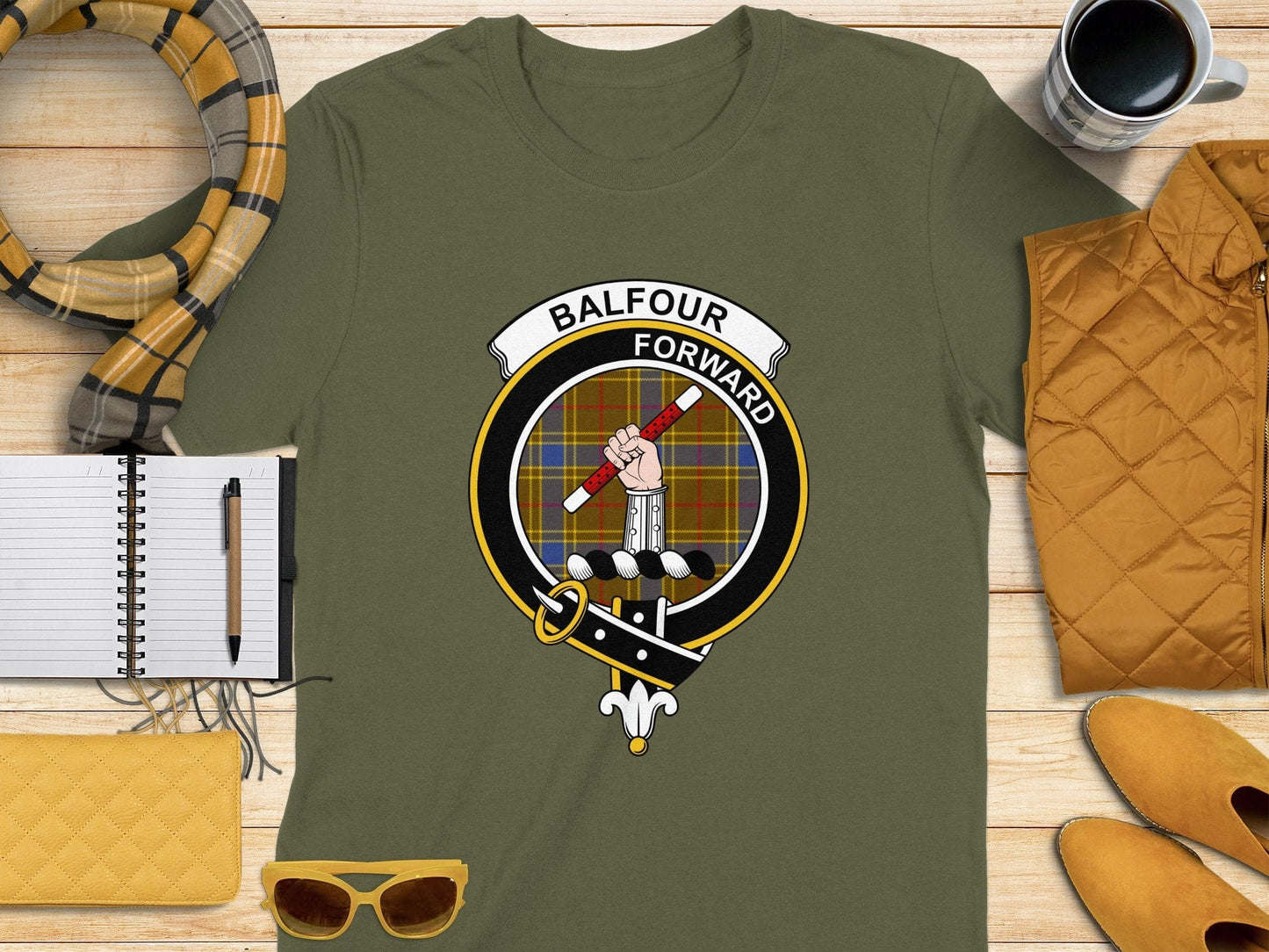 Physical Item S / Military Green Balfour Clan Scottish Tartan Crest T-Shirt