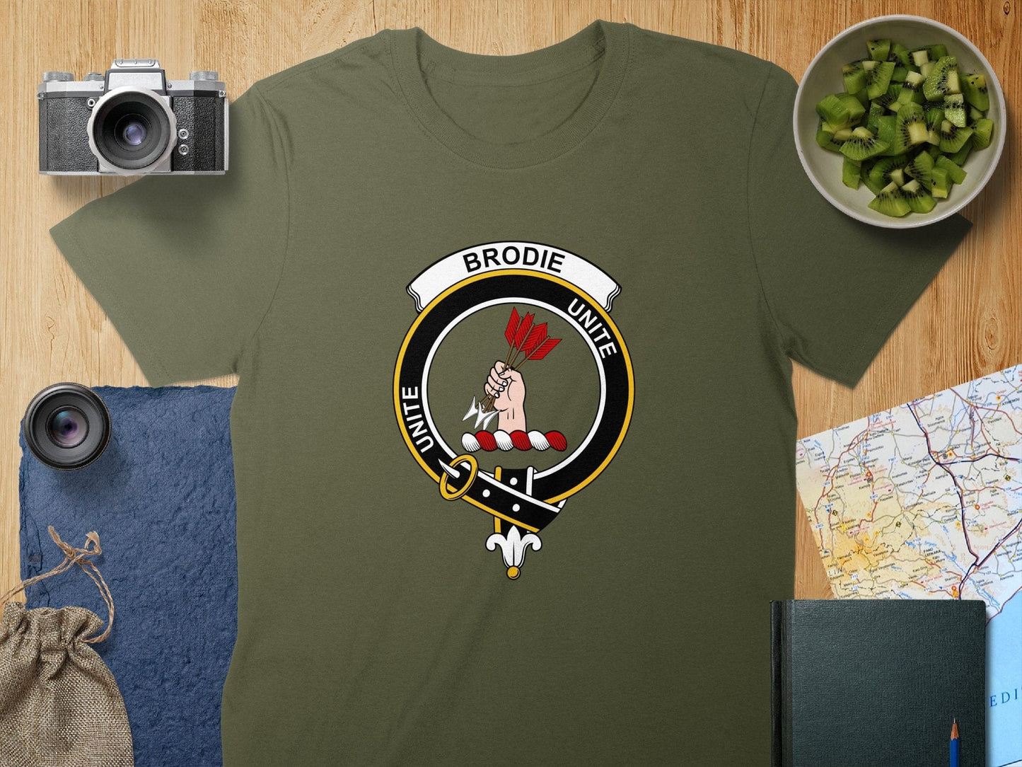 Physical Item S / Military Green Brodie Clan Crest Unite in Victory T-Shirt