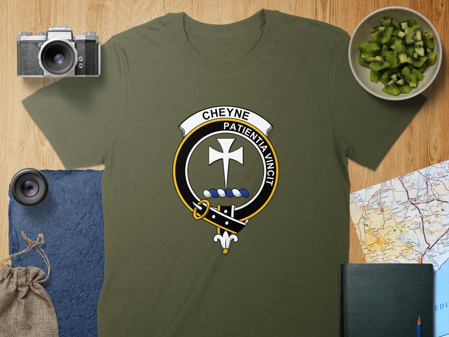 Physical Item S / Military Green Cheyne Clan Crest Scottish Unisex T-Shirt