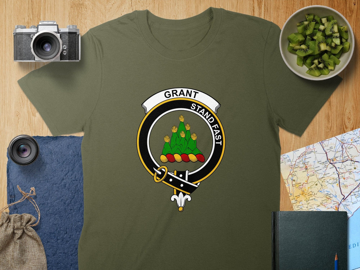 Physical Item S / Military Green Grant Clan Crest Scottish Unisex T-Shirt