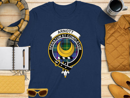 Physical Item S / Navy Arnott Clan Scottish Tartan Crest T-Shirt