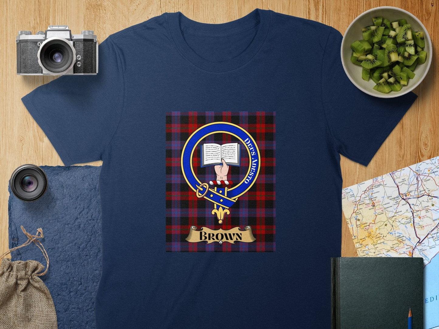 Physical Item S / Navy Brown Clan Scottish Tartan Crest Unisex T-Shirt