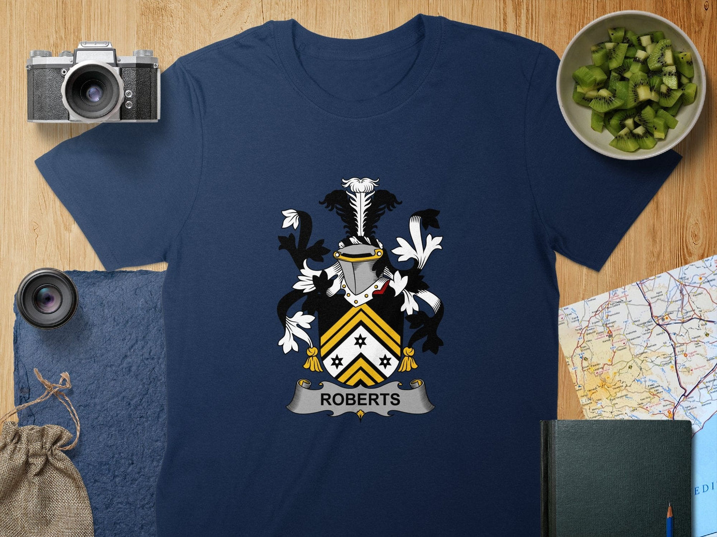 Physical Item S / Navy Roberts Surname Irish Heraldry Unisex T-Shirt