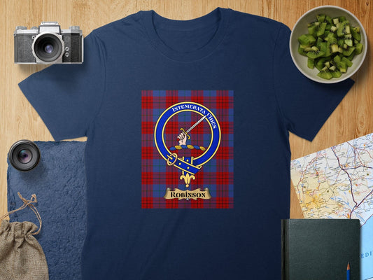 Physical Item S / Navy Robinson Clan Scottish Tartan Crest Unisex T-Shirt