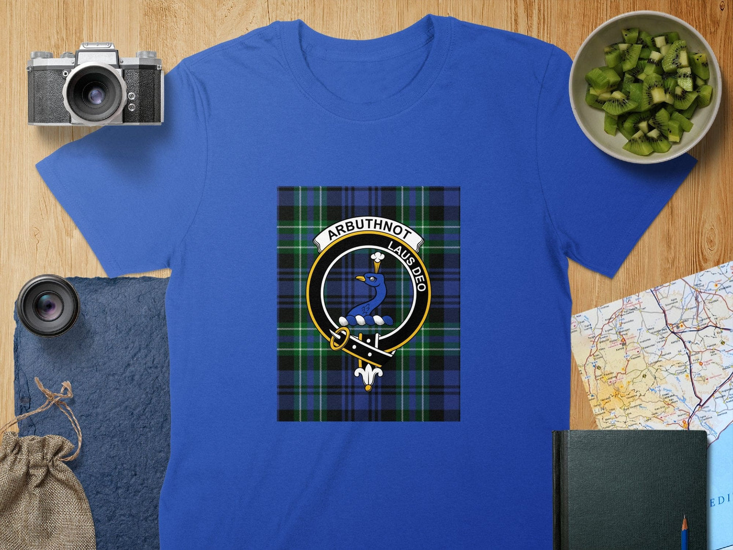 Physical Item S / Royal Arbuthnot Clan Scottish Tartan Crest Unisex T-Shirt