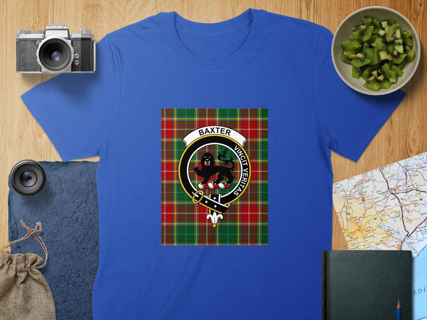 Physical Item S / Royal Baxter Clan Scottish Tartan Crest Unisex T-Shirt