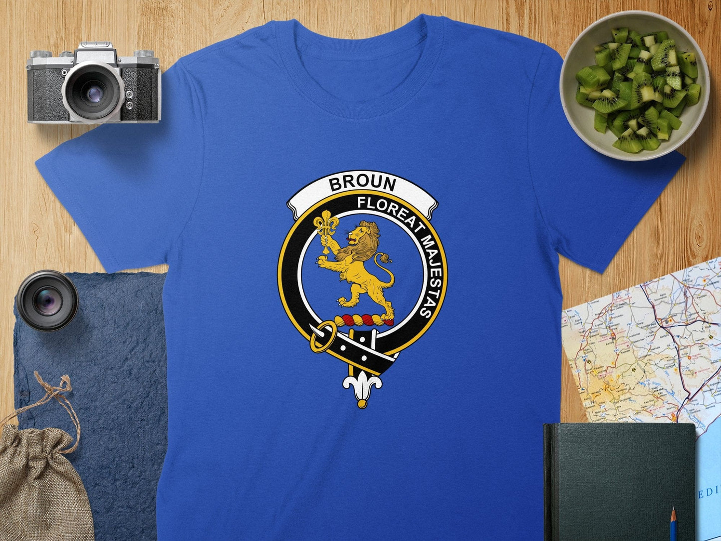 Physical Item S / Royal Broun Clan Crest Unisex Scottish T-Shirt