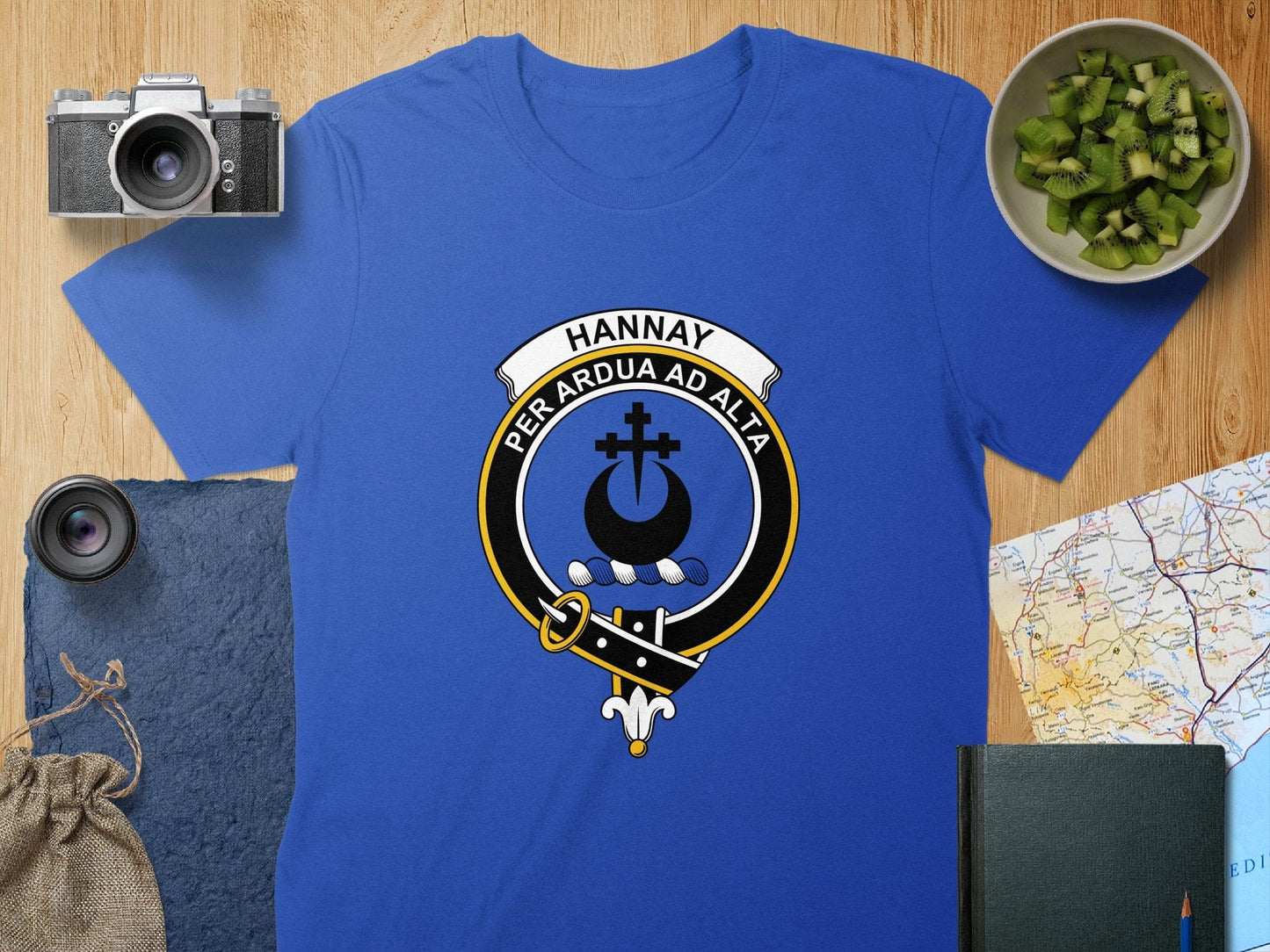 Physical Item S / Royal Hannay Clan Crest Per Ardua Ad Alta T-Shirt