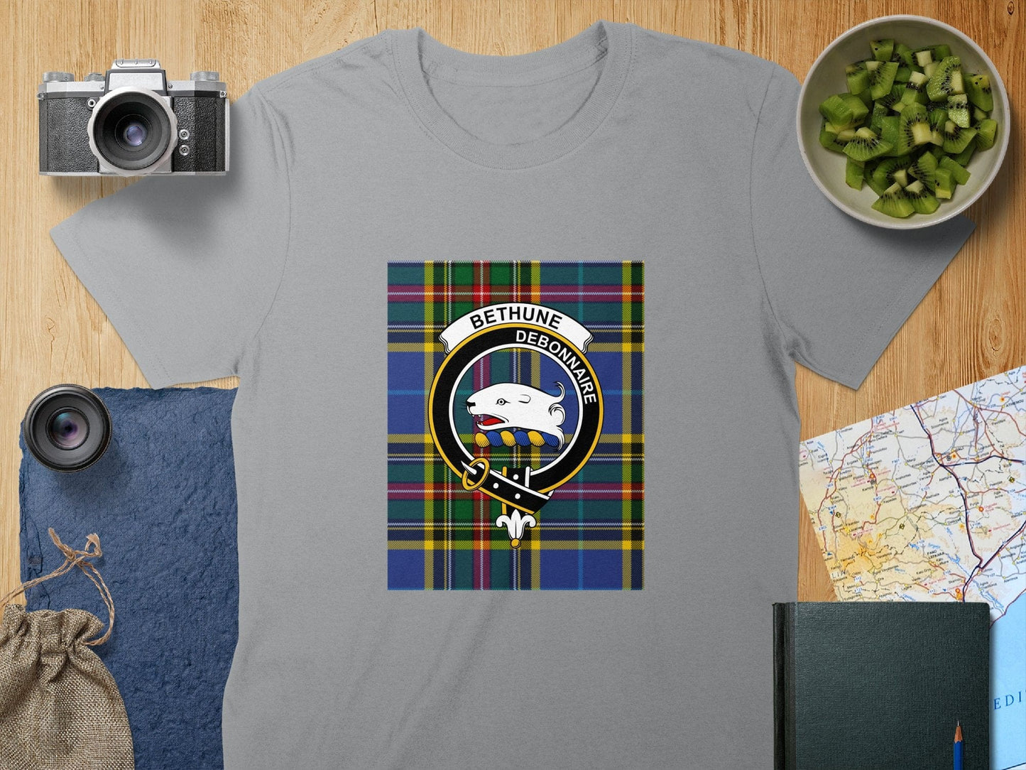 Physical Item S / Sport Grey Bethune Clan Scottish Tartan Crest Unisex T-Shirt