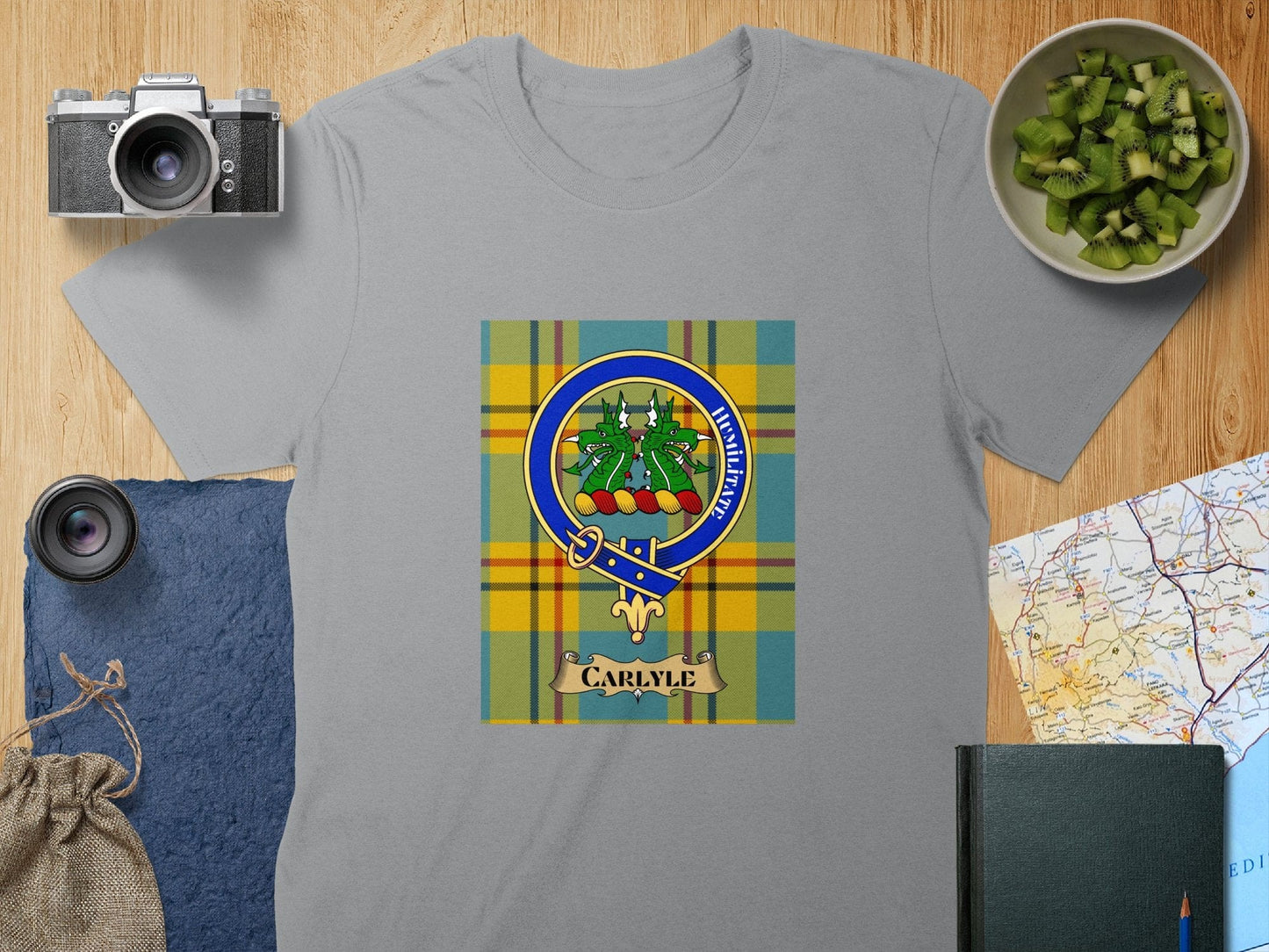 Physical Item S / Sport Grey Carlyle Clan Scottish Tartan Crest Unisex T-Shirt