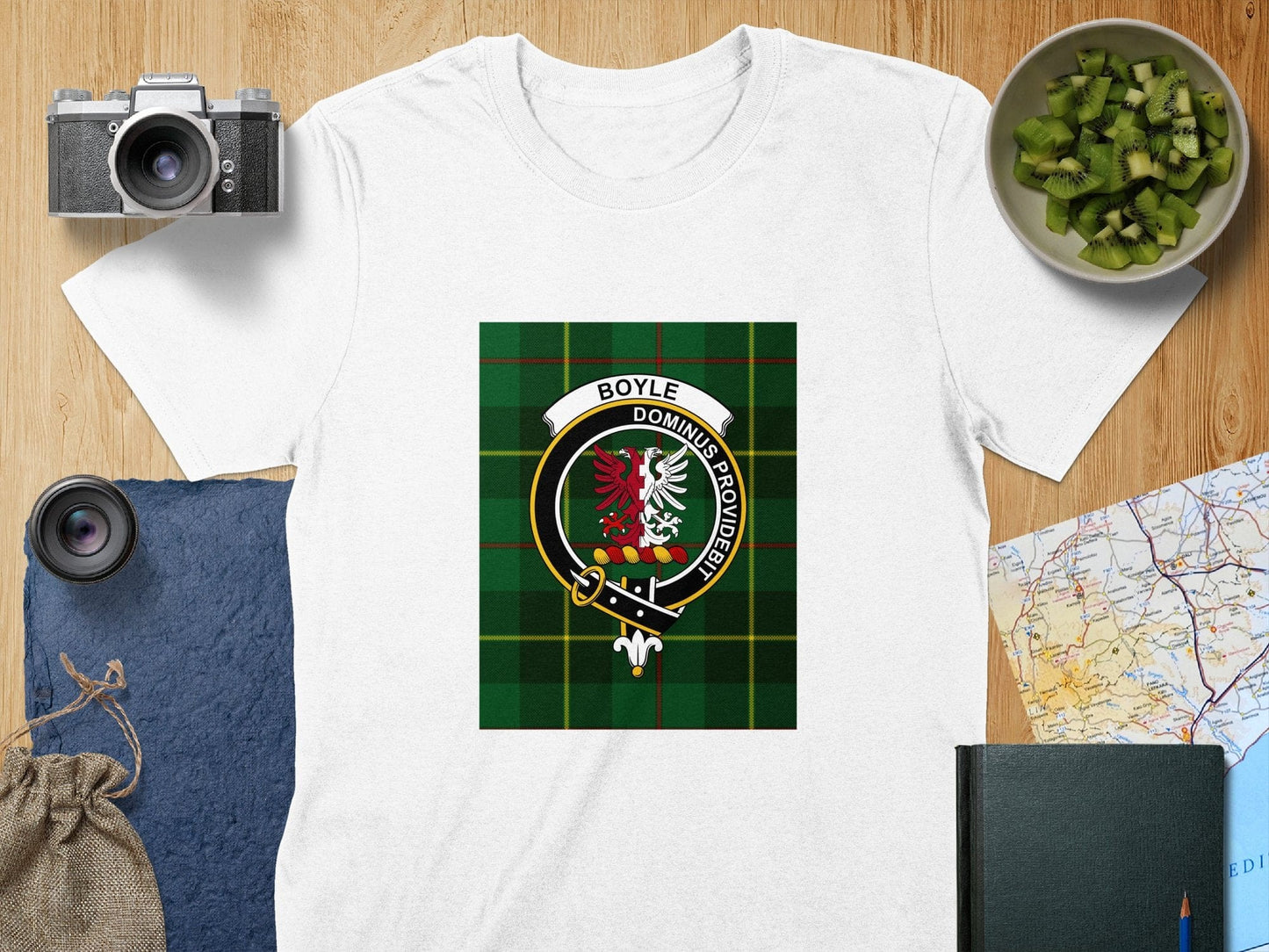 Physical Item S / White Boyle Clan Scottish Tartan Crest Unisex T-Shirt