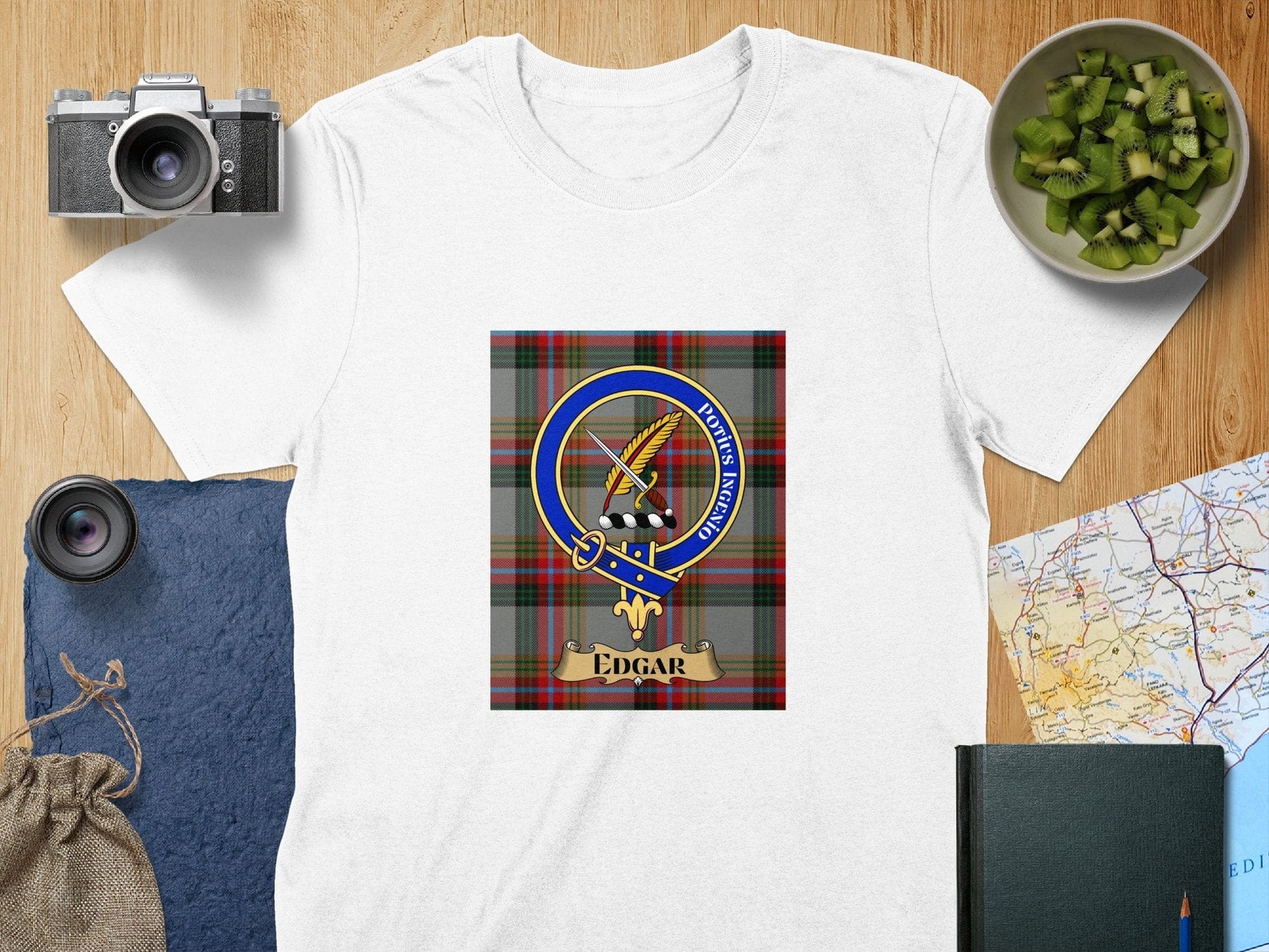 Physical Item S / White Edgar Clan Scottish Tartan Crest Unisex T-Shirt