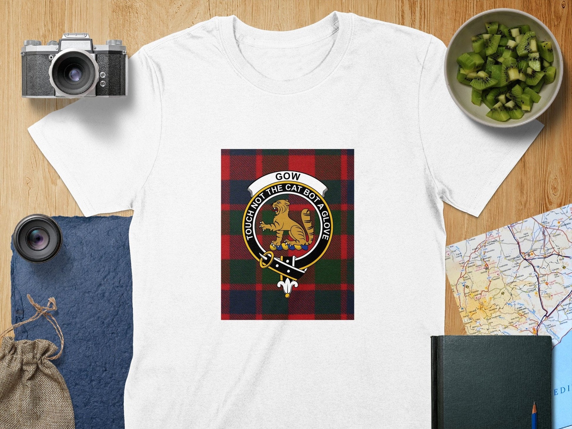 Physical Item S / White Gow Clan Scottish Tartan Crest Unisex T-Shirt