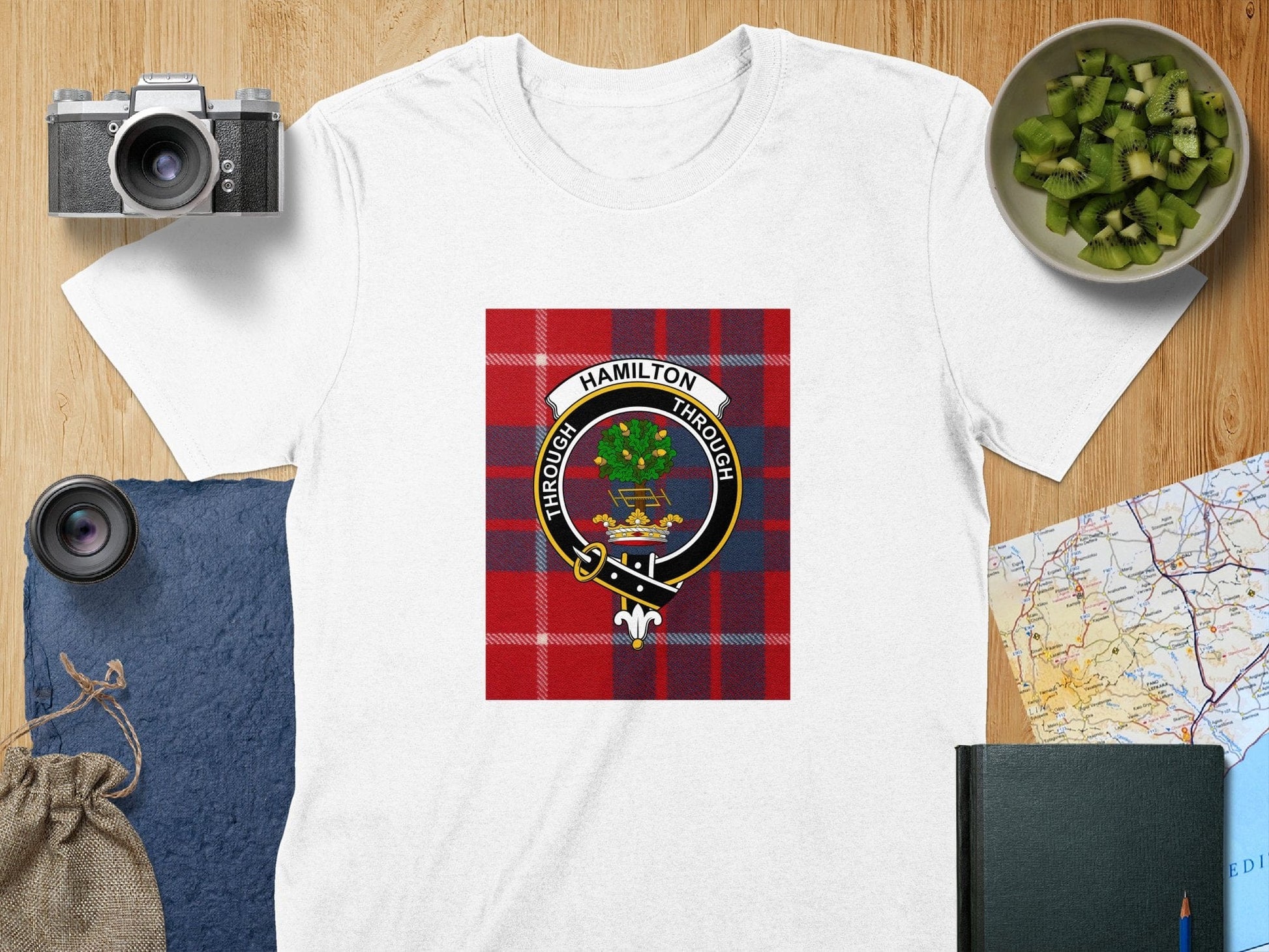 Physical Item S / White Hamilton Clan Scottish Tartan Crest Unisex T-Shirt