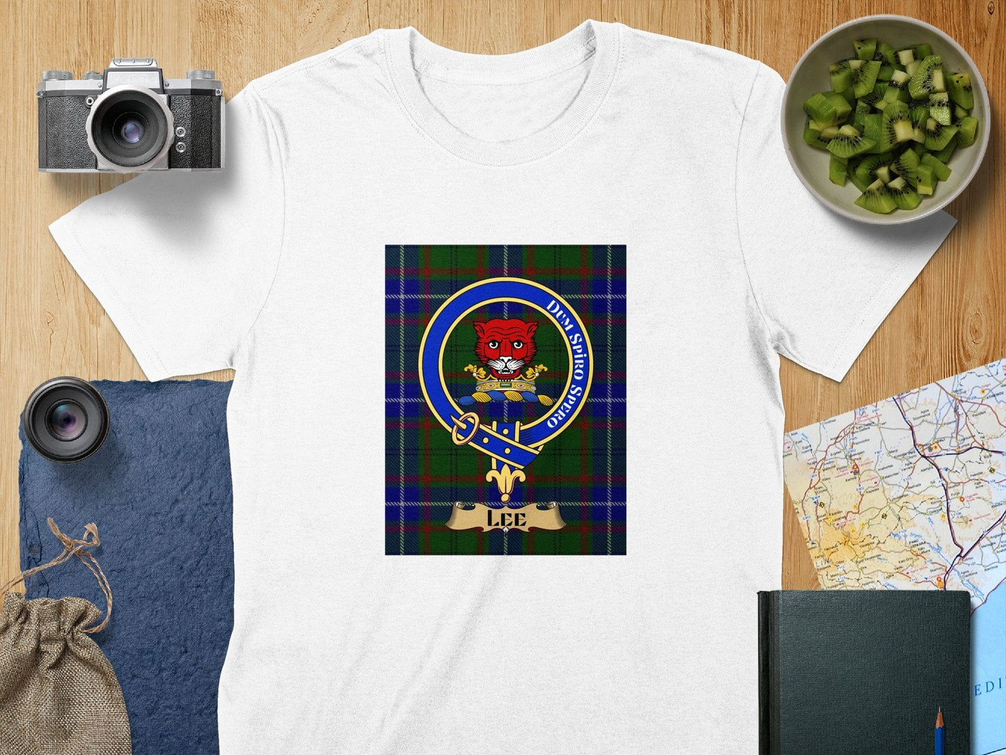 Physical Item S / White Lee Clan Scottish Tartan Crest Unisex T-Shirt