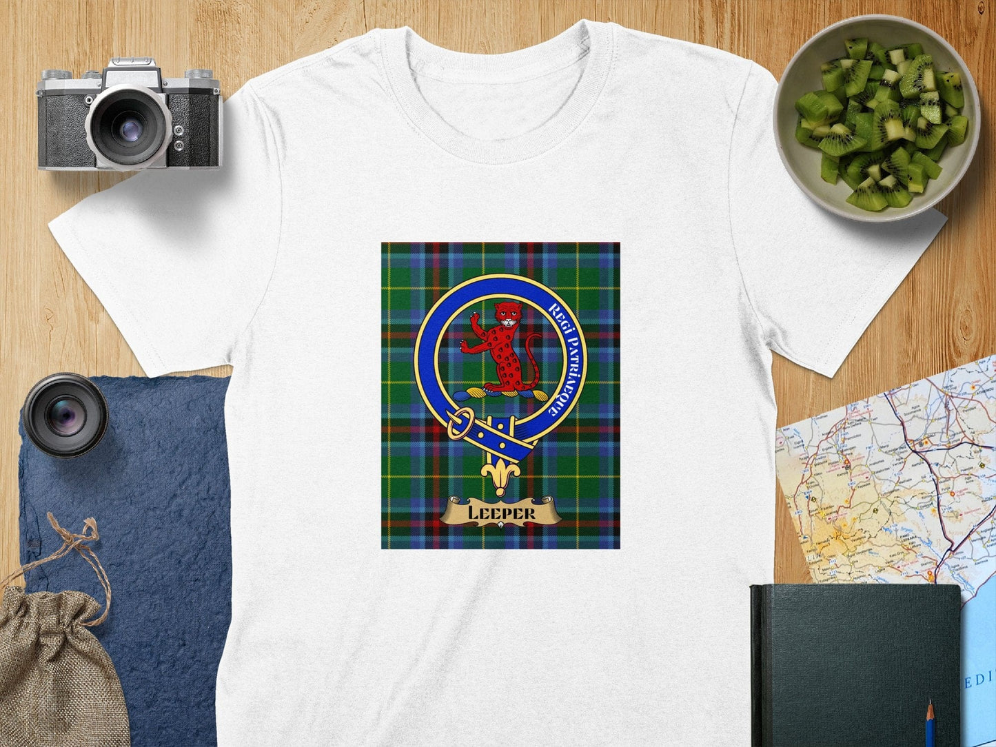 Physical Item S / White Leeper Clan Scottish Tartan Crest Unisex T-Shirt