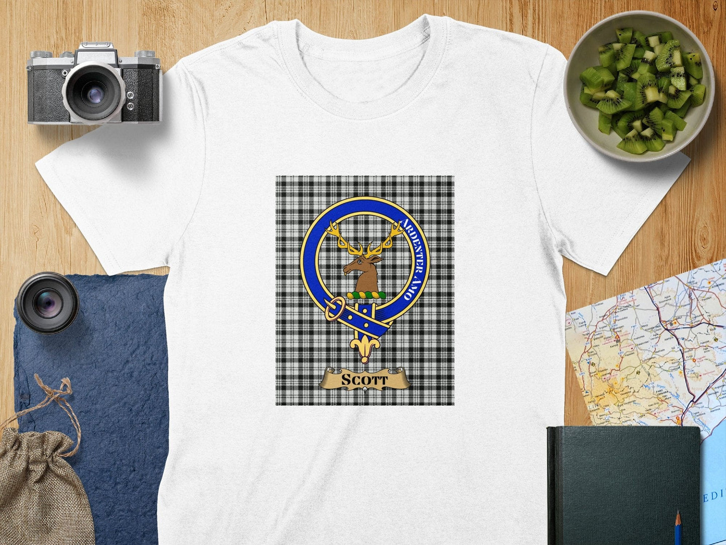 Physical Item S / White Scott Clan Scottish Tartan Crest Design T-Shirt