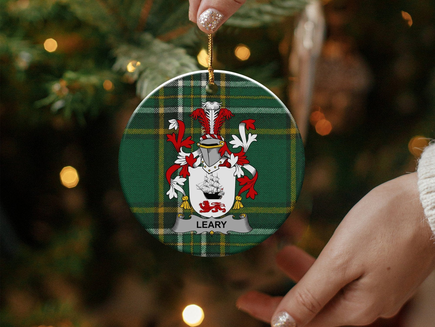 Physical Item White / 3" Leary Irish Surname Christmas Tartan Ornaments