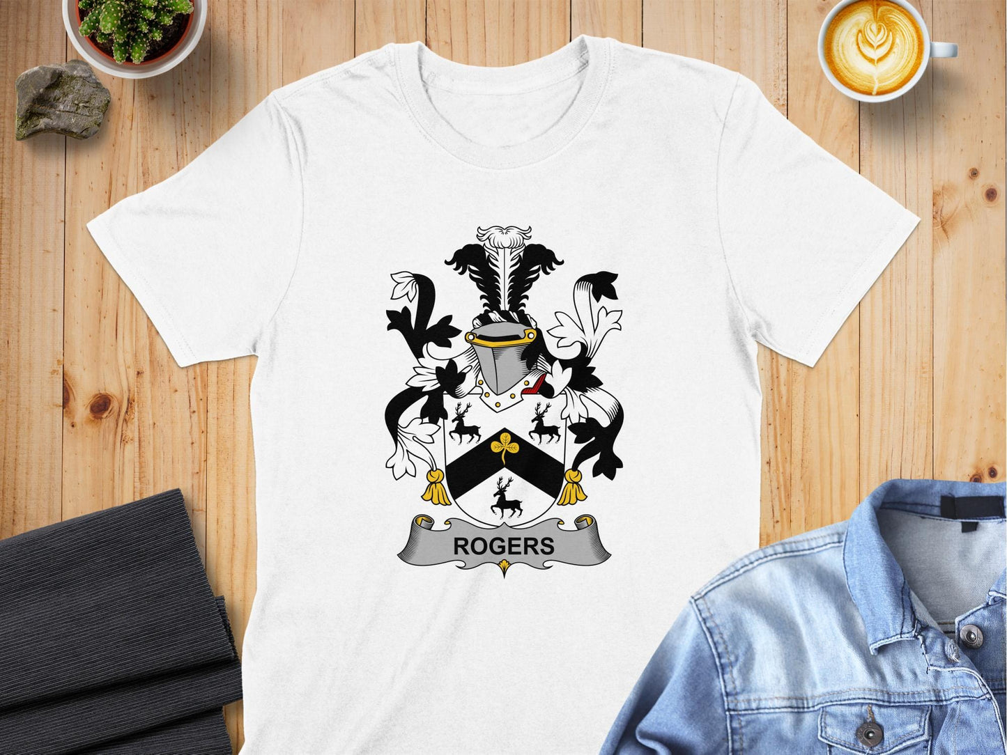 S / White Rogers Heritage Family Crest Design T-Shirt