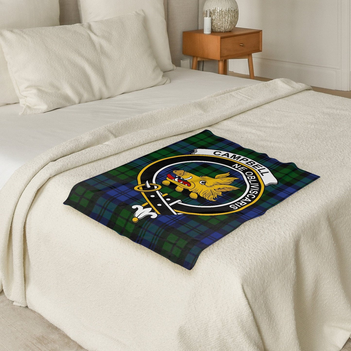 Scottish Clan Campbell Crest Tartan Blanket