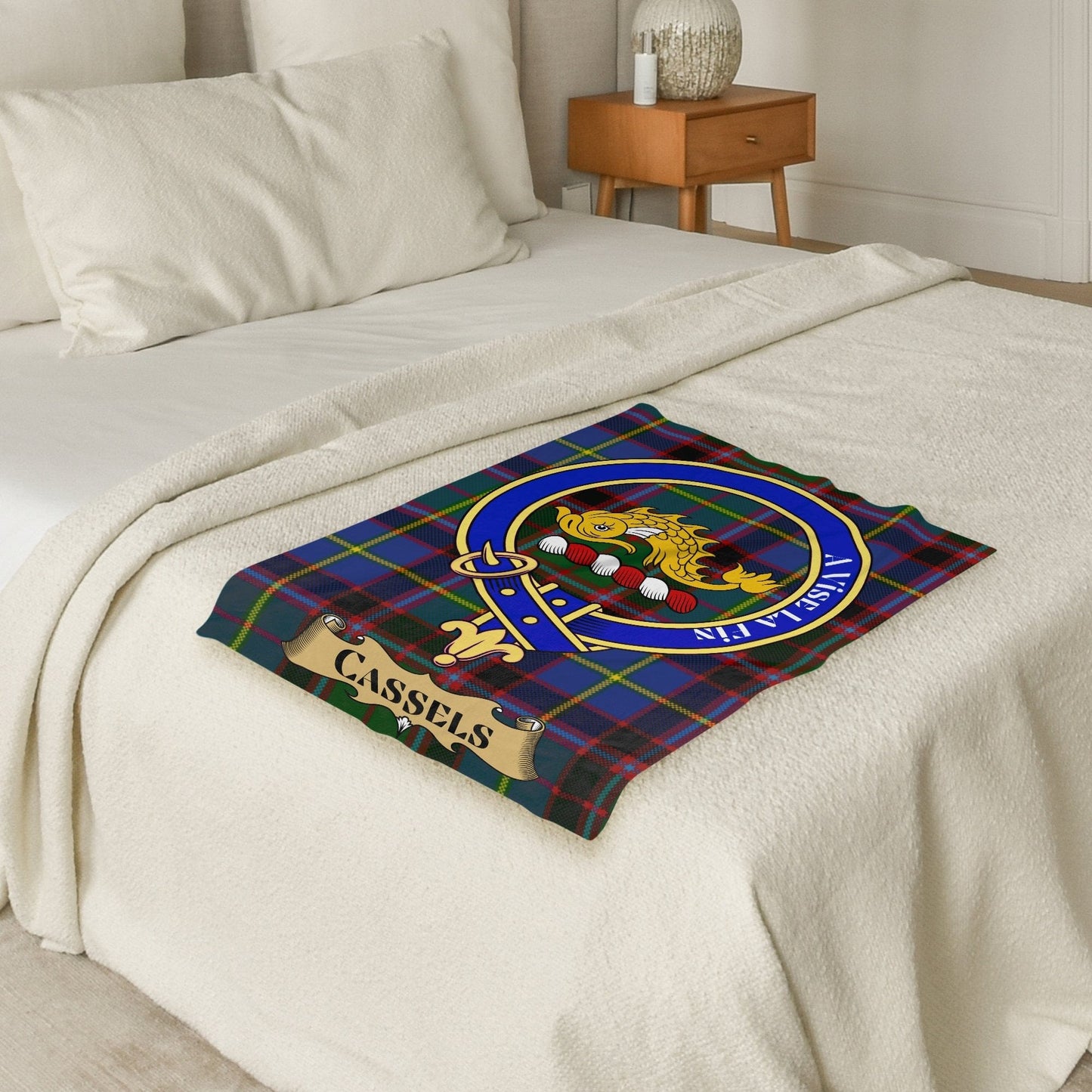 Scottish Clan Cassels Crest Tartan Blanket