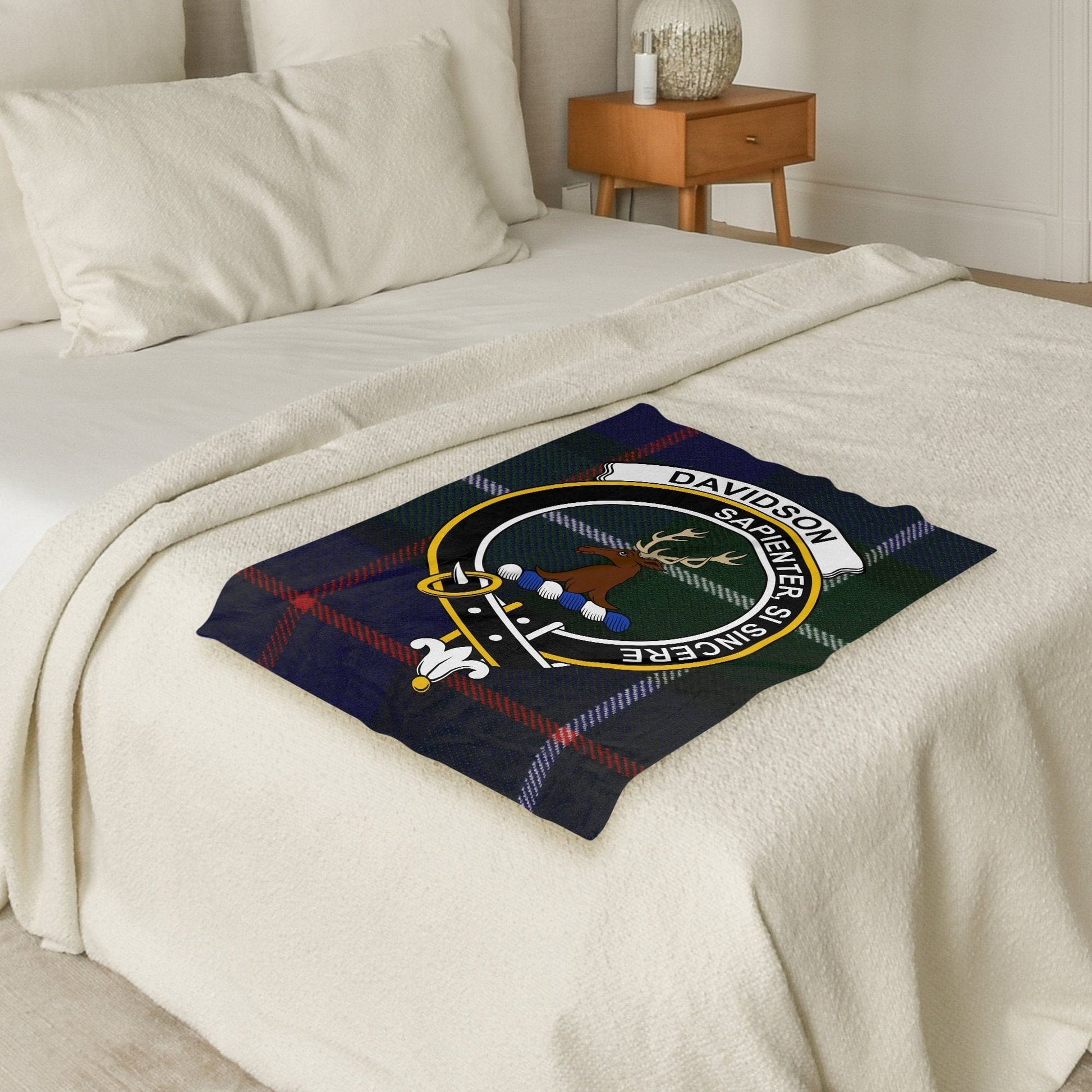 Scottish Clan Davidson Crest Tartan Blanket