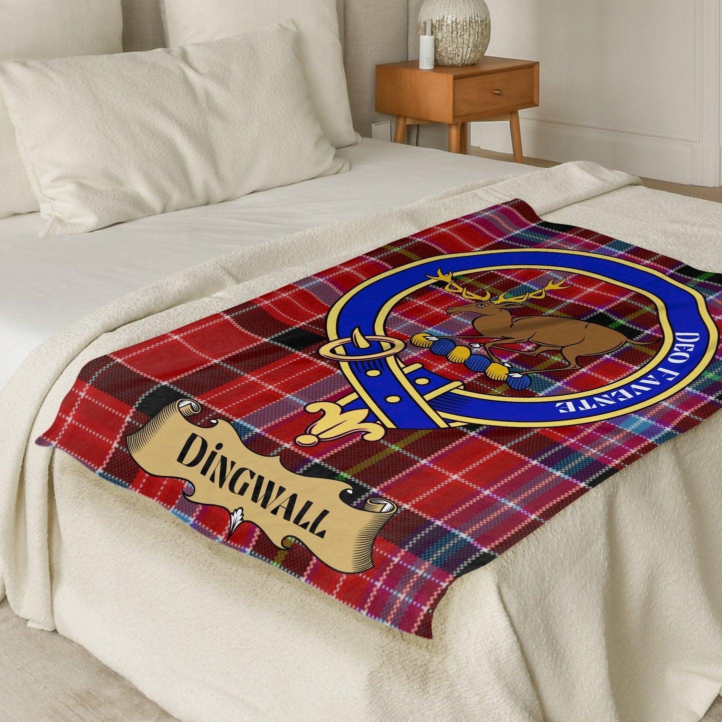 Scottish Clan Dingwall Crest Tartan Blanket