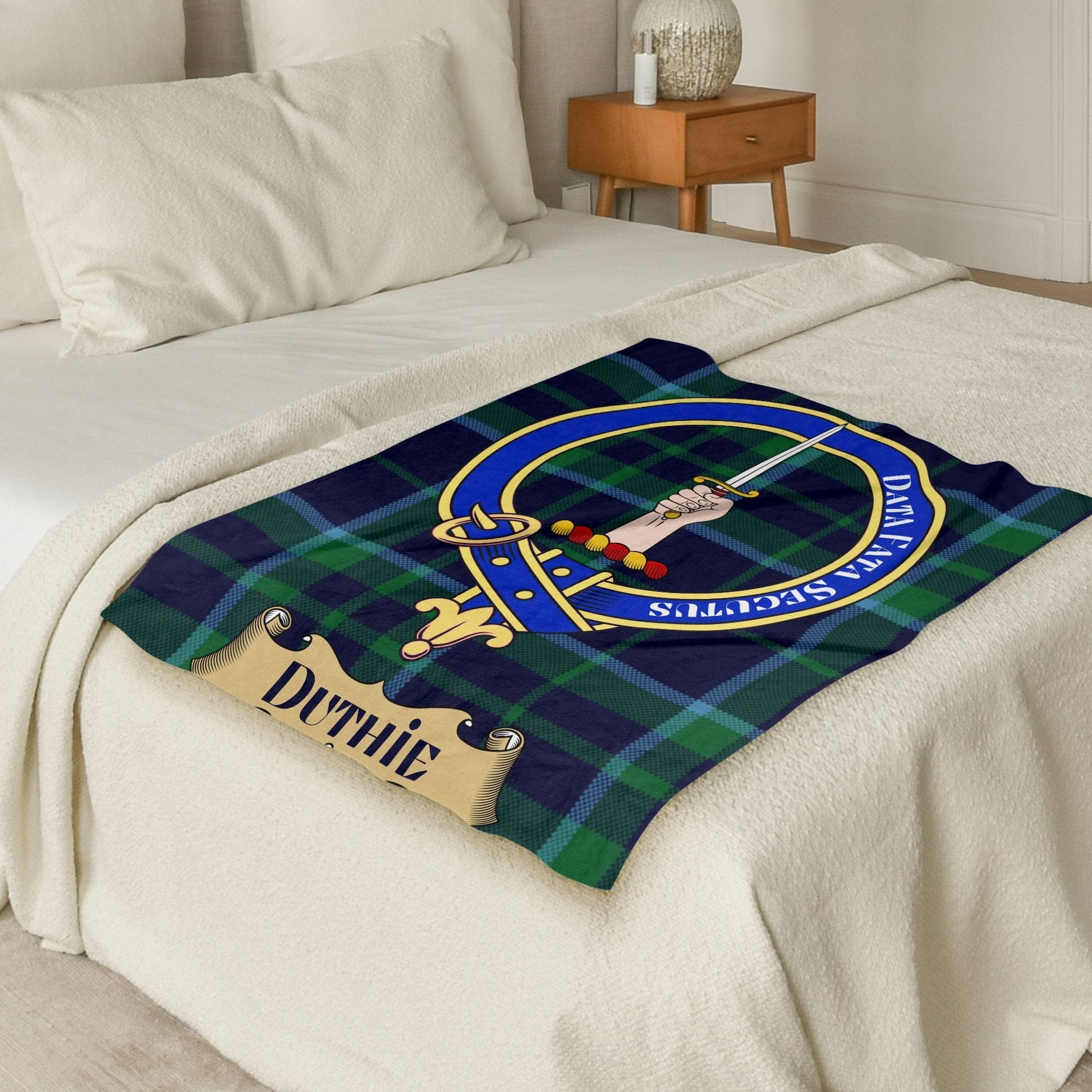 Scottish Clan Duthie Crest Tartan Blanket