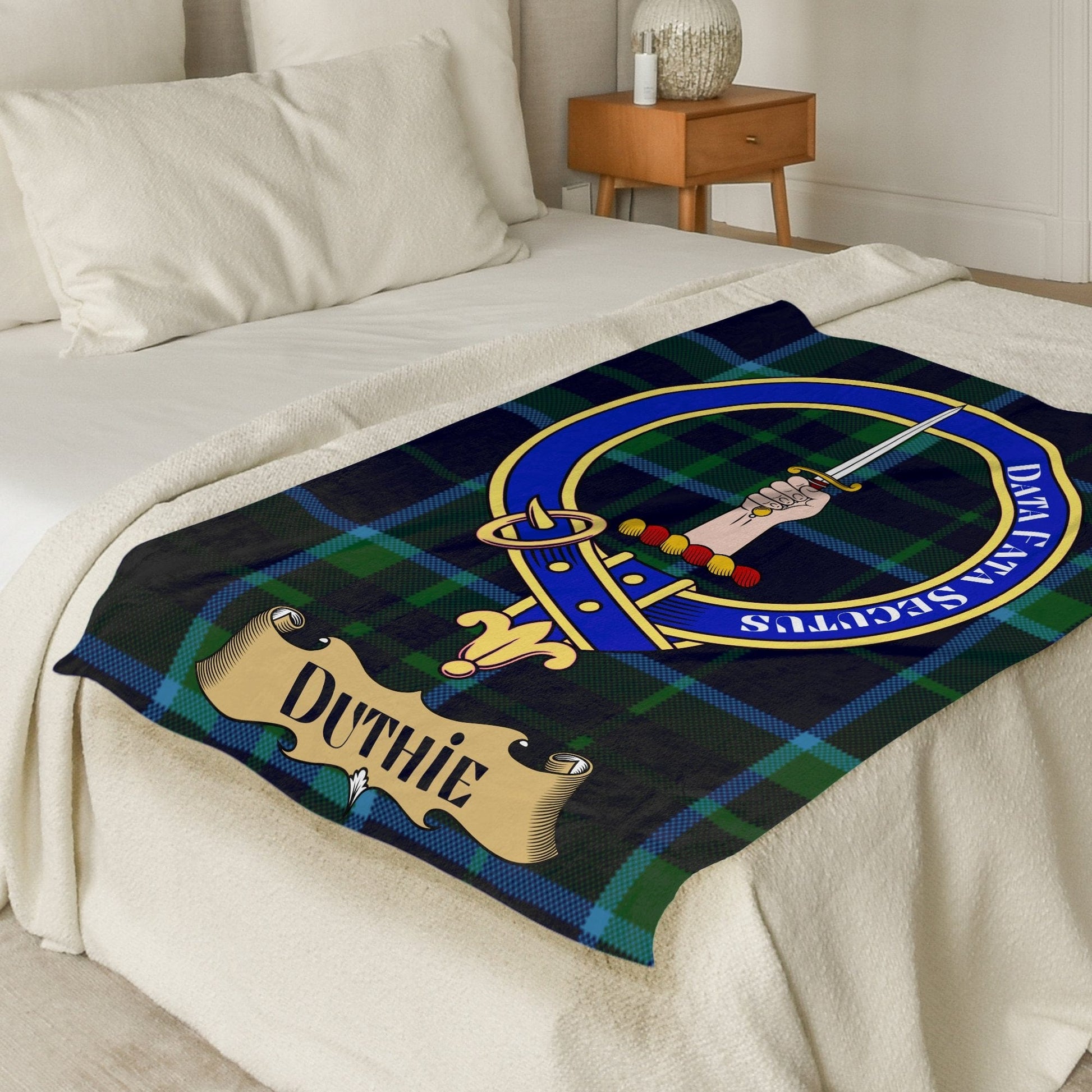 Scottish Clan Duthie Crest Tartan Blanket