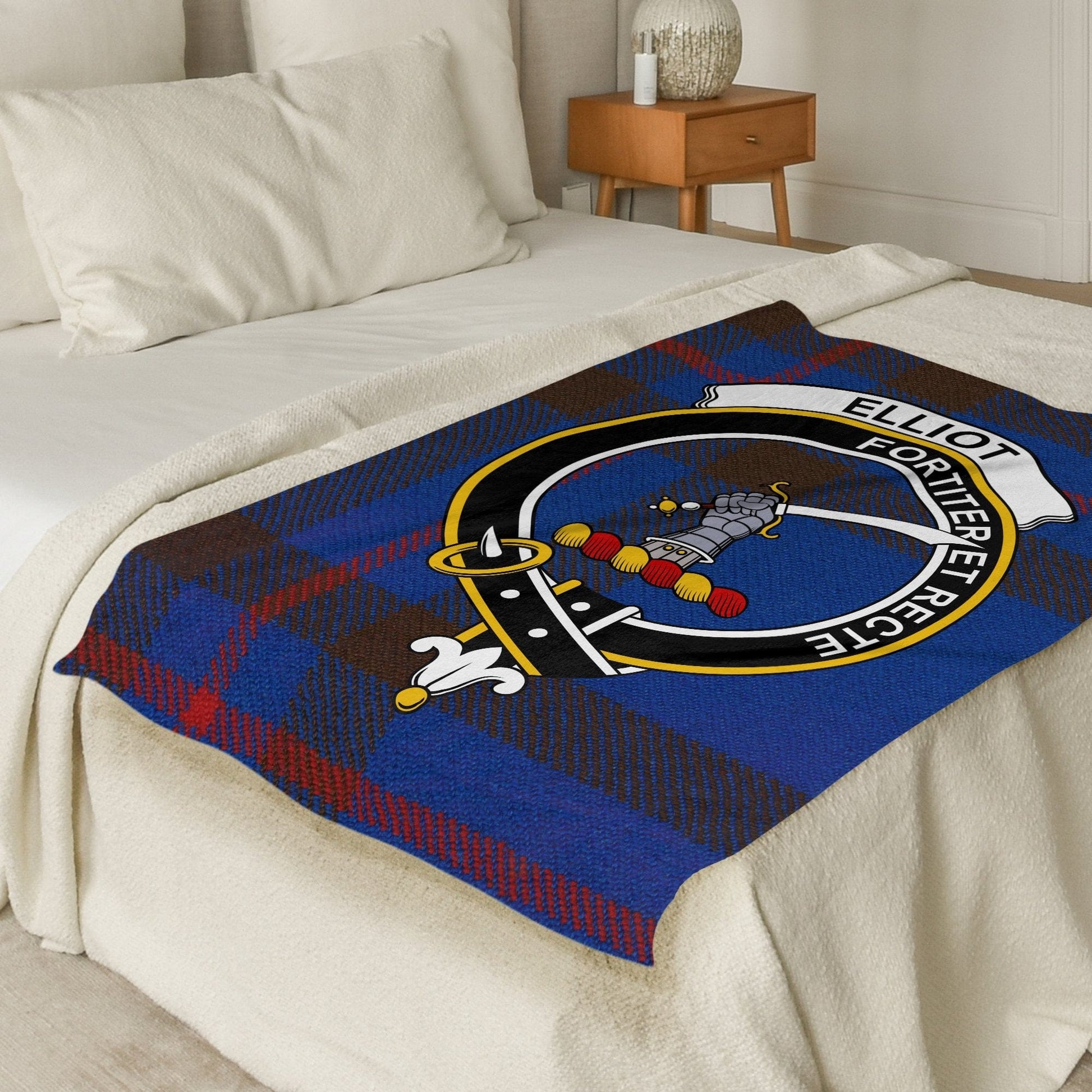 Scottish Clan Elliot Crest Tartan Blanket