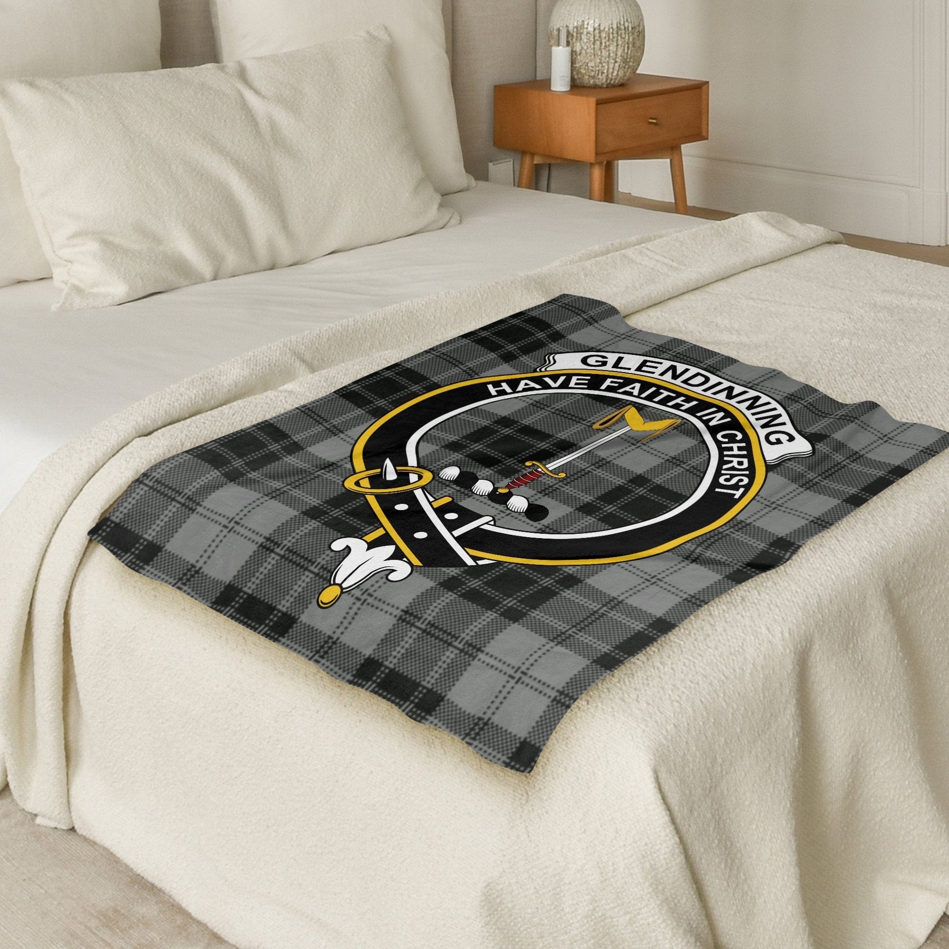 Scottish Clan Glendinning Crest Tartan Blanket