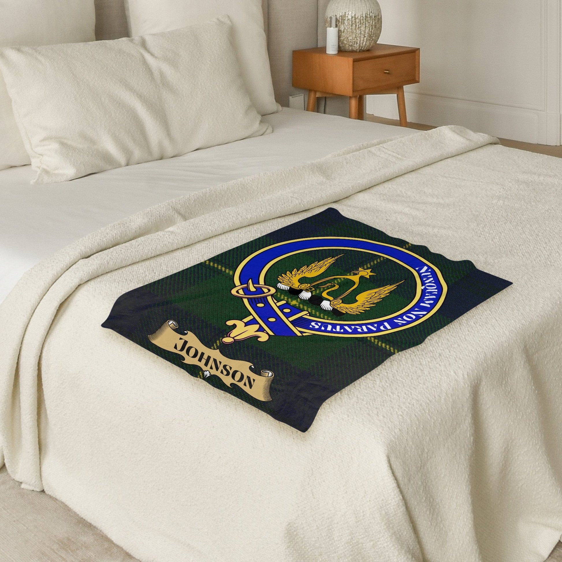 Scottish Clan Johnson Crest Tartan Blanket