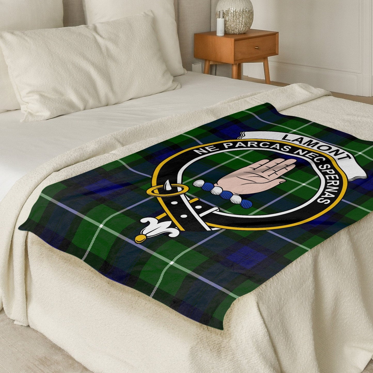 Scottish Clan Lamont Crest Tartan Blanket