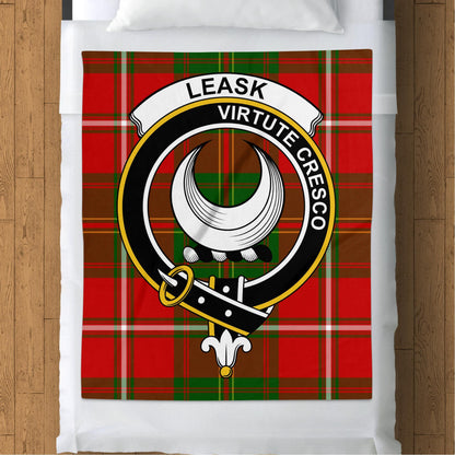 Scottish Clan Leask Crest Tartan Blanket