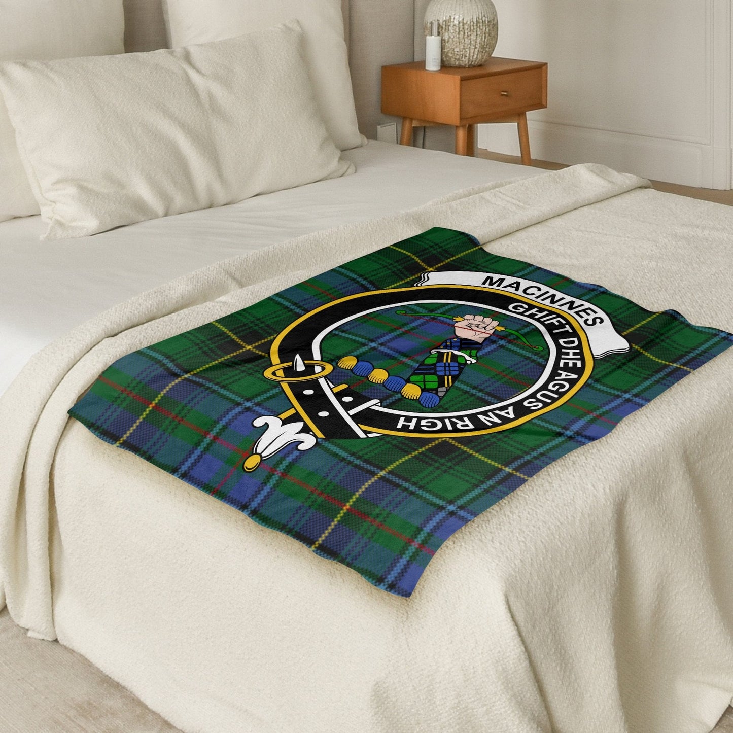 Scottish Clan MacInnes Crest Tartan Blanket